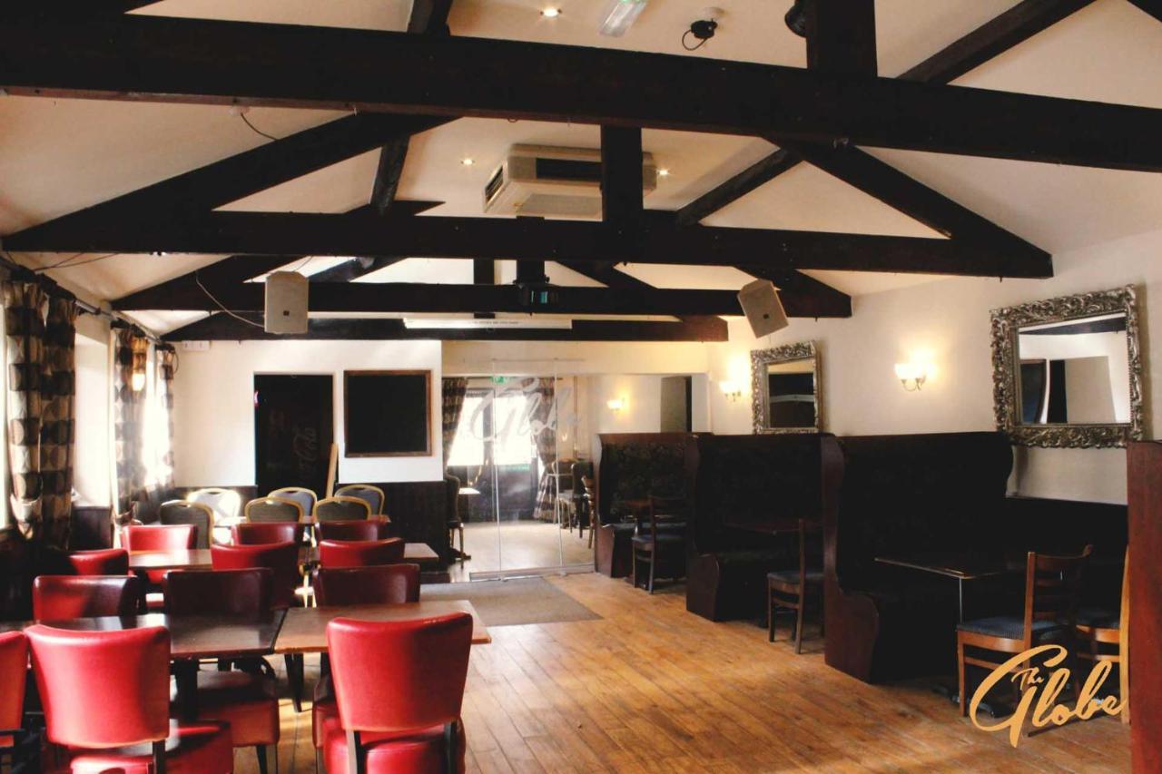 The Globe Inn Sampford Peverell Exterior photo
